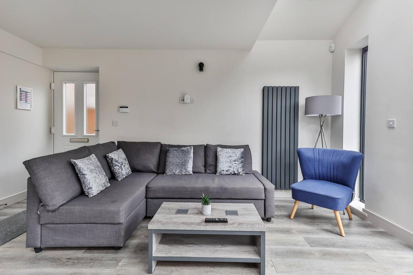 Spacious, Modern 2 Bed Apartment With Ensuites Sheffield Esterno foto