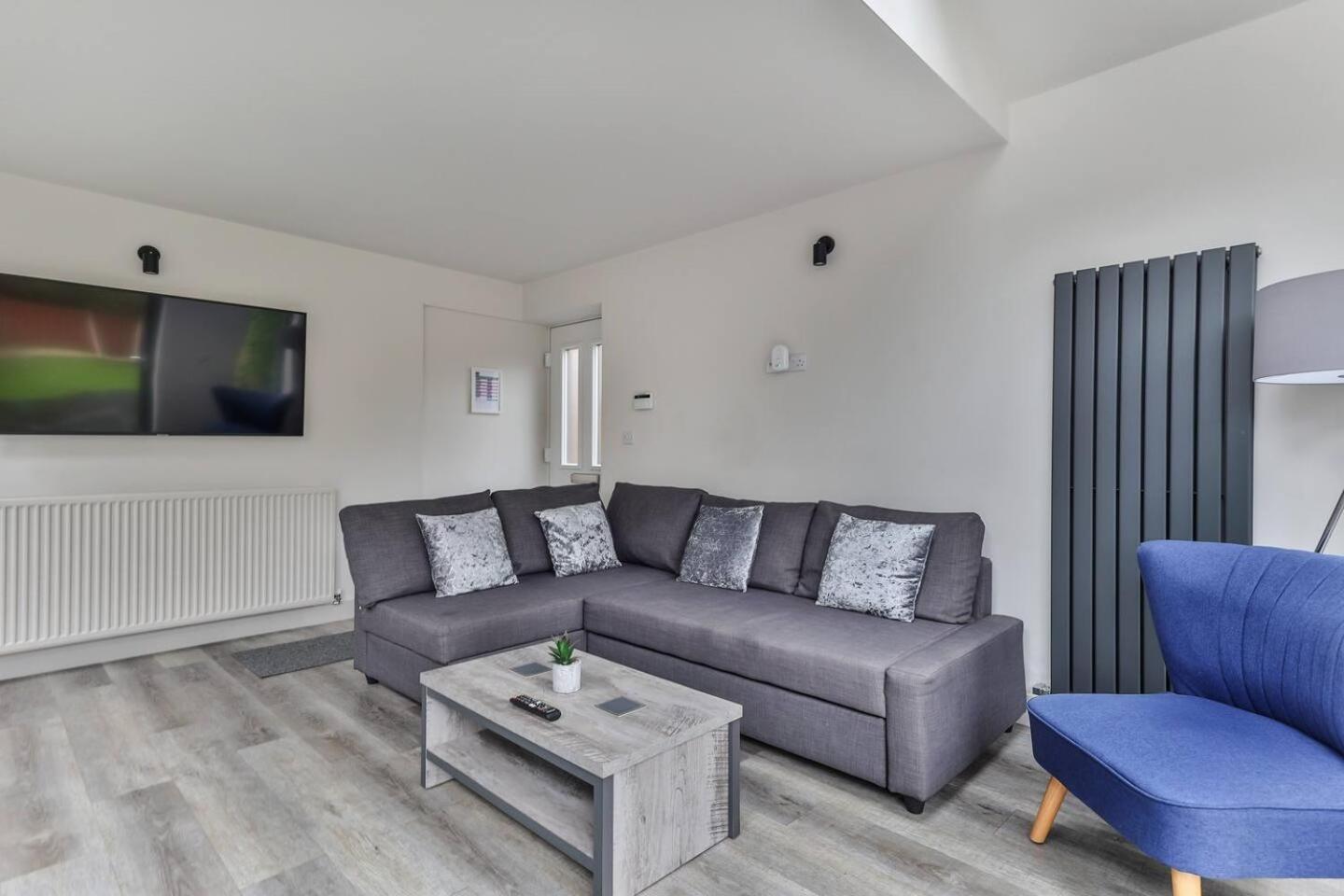 Spacious, Modern 2 Bed Apartment With Ensuites Sheffield Esterno foto